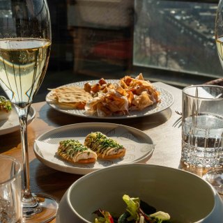 Hoe laat en met wie schuif je aan? ⭐️