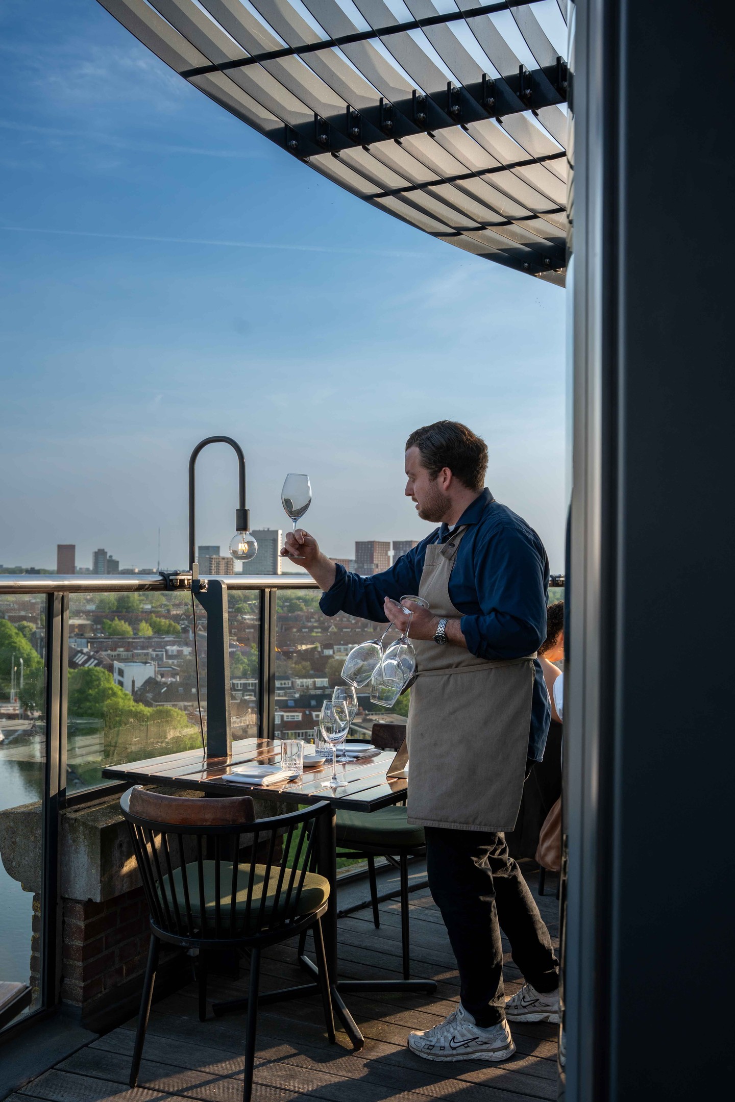 Elk glas verdient aandacht. Onze sommelier zorgt ervoor dat het jouwe perfect is.
